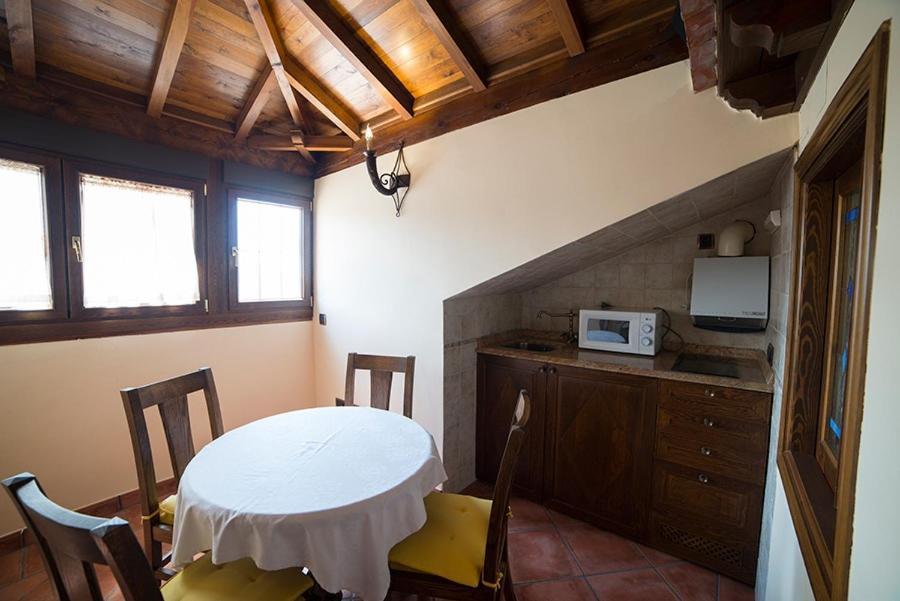 Hostal Rural Los Telares Pastrana Exterior foto